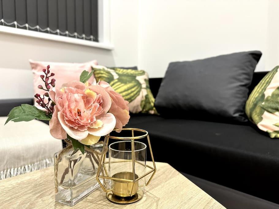 Spacious And Elegant Apartment Birmingham Buitenkant foto