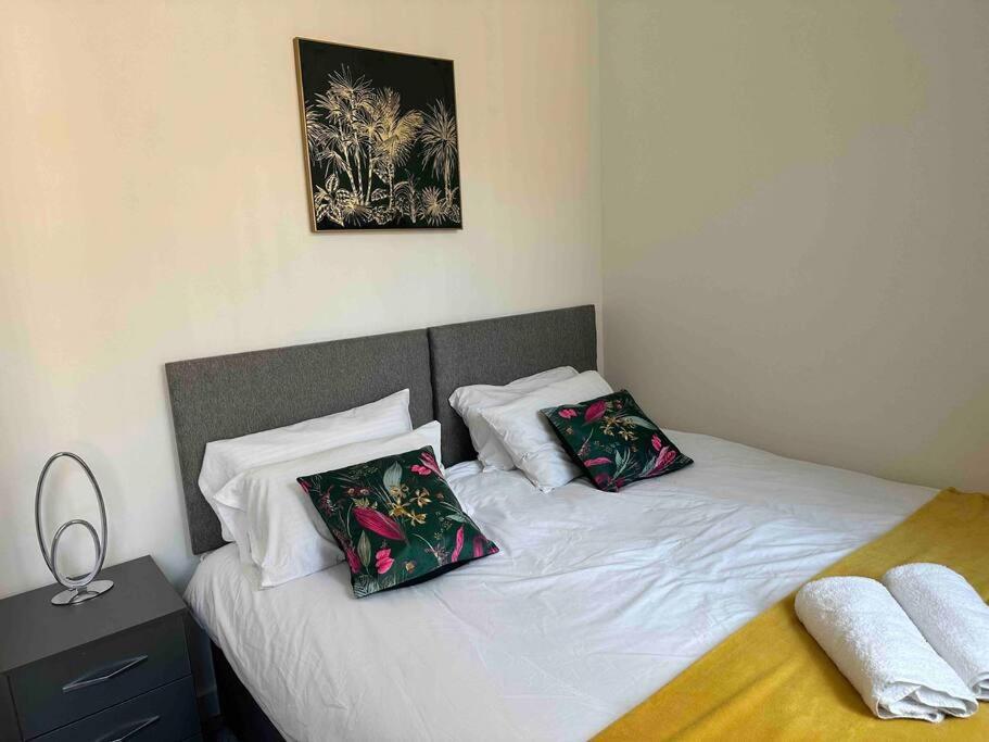 Spacious And Elegant Apartment Birmingham Buitenkant foto