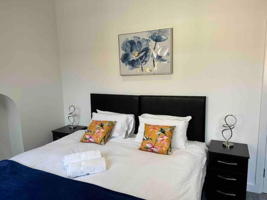 Spacious And Elegant Apartment Birmingham Buitenkant foto